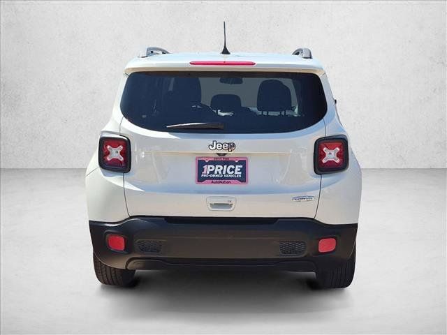 Used 2018 Jeep Renegade Latitude FWD image 6