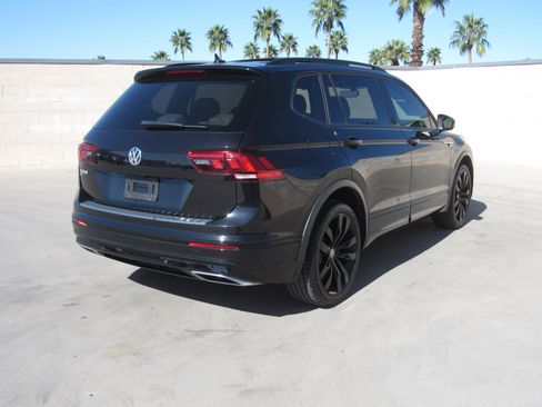 Used 2021 Volkswagen Tiguan S image 5