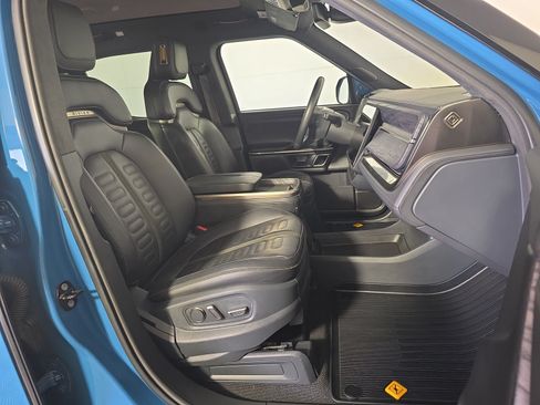 Used 2022 Rivian R1T Launch Edition AWD/4WD image 23