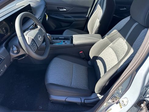 New 2026 Nissan Sentra SV w/ SV Convenience Package image 9