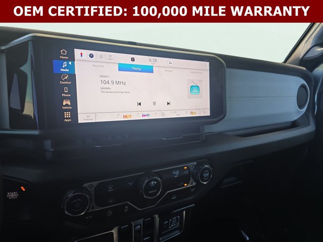Certified 2025 Jeep Gladiator Sport AWD/4WD image 30