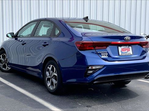 Used 2021 Kia Forte LXS FWD image 9