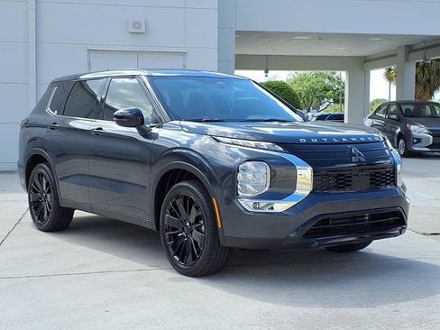 New 2026 Mitsubishi Outlander LE FWD image 5