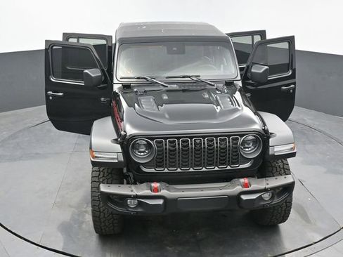 New 2025 Jeep Gladiator Rubicon w/ Safety Group AWD/4WD image 76