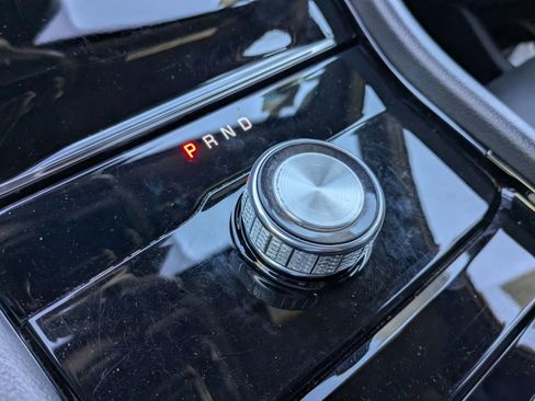 Used 2022 Jeep Grand Cherokee L Overland w/ Luxury Tech Group IV image 12