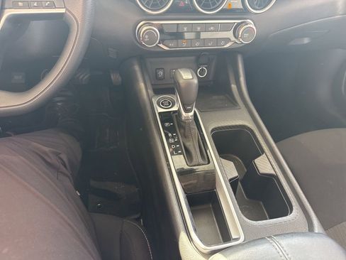 Used 2025 Nissan Sentra SV FWD image 12