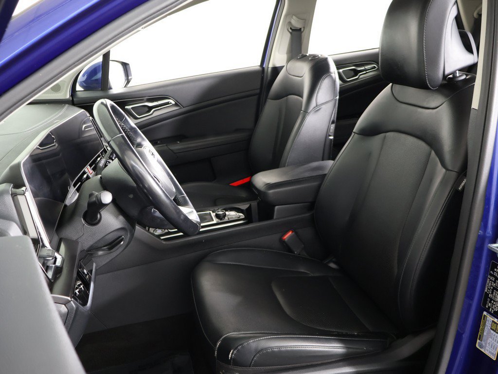 Used 2023 Kia Sportage EX FWD image 30