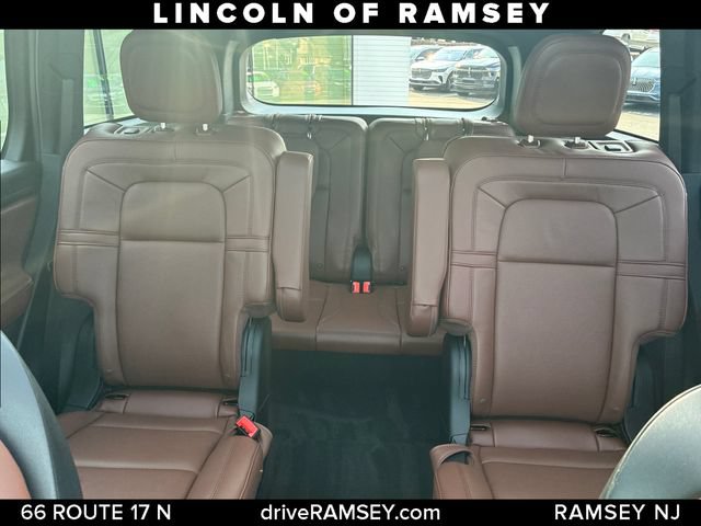 Certified 2026 Lincoln Aviator Reserve AWD/4WD image 16