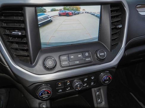 Used 2018 GMC Acadia SLE w/ LPO, Floor Liner Package AWD/4WD image 12
