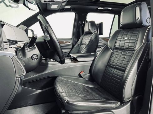 Used 2021 Cadillac Escalade Sport Platinum w/ Heavy-Duty Trailer Package image 8