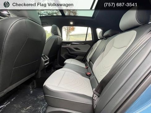 New 2026 Volkswagen Tiguan SE R-Line image 28