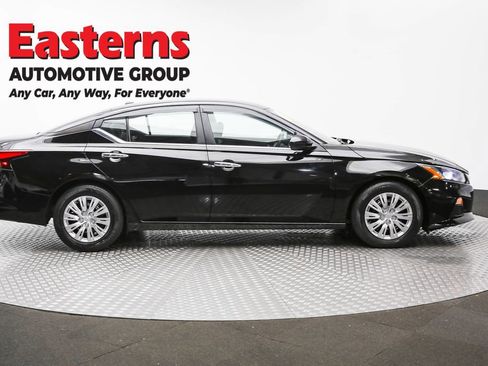 Used 2020 Nissan Altima 2.5 S image 4
