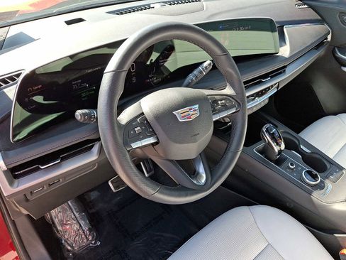 Certified 2025 Cadillac XT4 Sport image 16