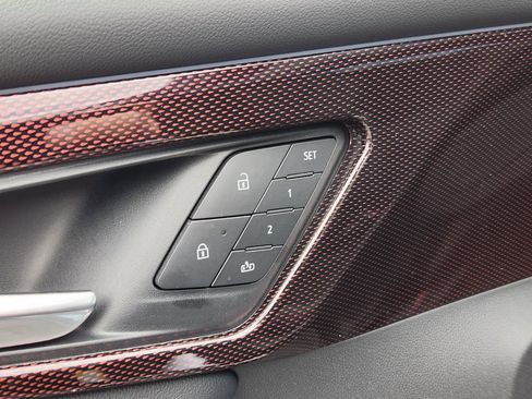 New 2026 Chevrolet Traverse RS w/ LPO, Floor Liner Package AWD/4WD image 19