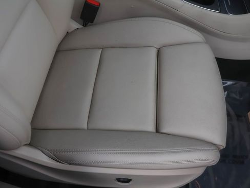 Used 2018 Mercedes-Benz CLA 250 4MATIC image 34