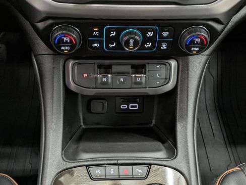 Used 2023 GMC Acadia AT4 w/ Technology Package AWD/4WD image 34