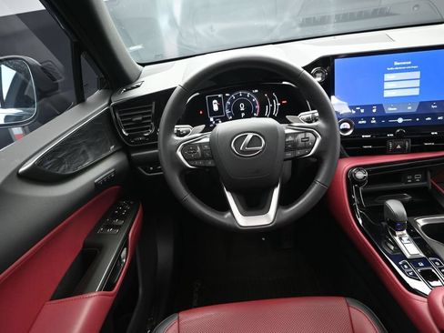 Certified 2025 Lexus NX 350 AWD w/ Premium Package image 29