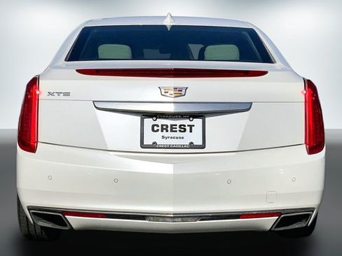 Used 2016 Cadillac XTS Luxury w/ Driver Awareness Package FWD image 3