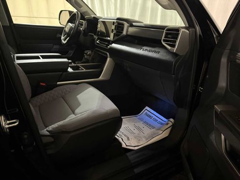 Used 2024 Toyota Tundra SR5 w/ SR5 Convenience Package AWD/4WD image 27