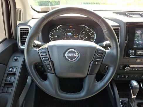 Certified 2024 Nissan Frontier SV w/ SV Convenience Package AWD/4WD image 20