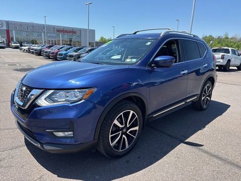 Certified 2020 Nissan Rogue SL w/ Premium Package AWD/4WD image 38
