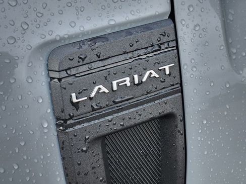New 2026 Ford Maverick Lariat image 16