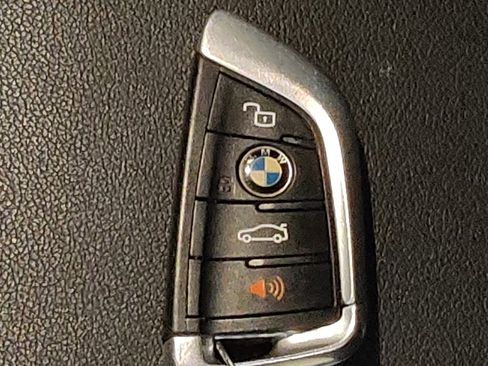 Used 2019 BMW 330i Sedan image 32