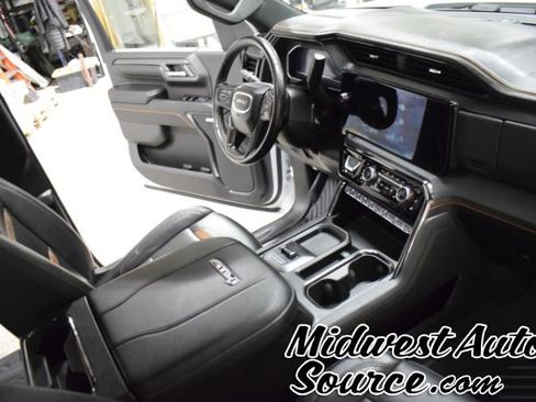 Used 2024 GMC Sierra 3500 AT4 w/ AT4 Premium Plus Package AWD/4WD image 33