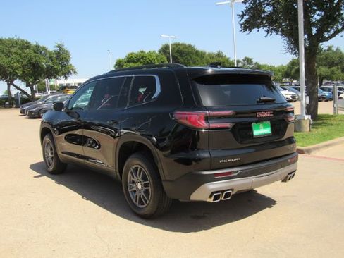 Used 2025 GMC Acadia Elevation image 11