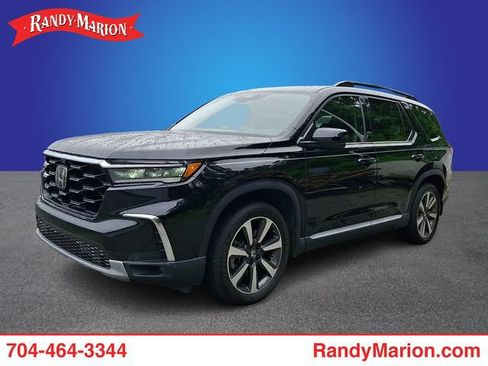 Used 2023 Honda Pilot Elite image 1