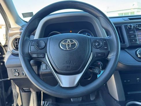 Used 2018 Toyota RAV4 LE w/ All Weather Liner Package image 22