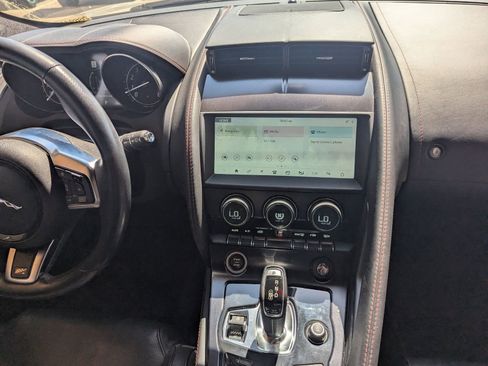 Used 2020 Jaguar F-TYPE Checkered Flag image 18