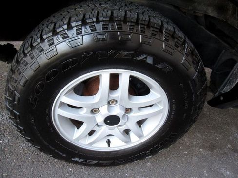 Used 2002 GMC Sonoma SLS w/ ZR5 Appearance Pkg image 35