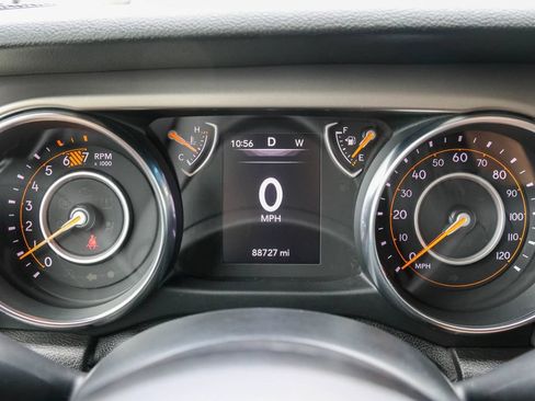 Used 2019 Jeep Wrangler Unlimited Sport S AWD/4WD image 25