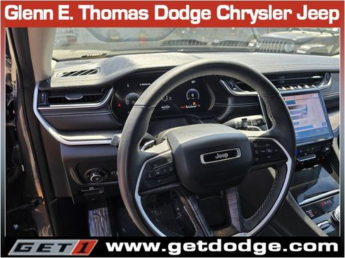 Certified 2023 Jeep Grand Cherokee L Limited w/ Luxury Tech Group II AWD/4WD image 16