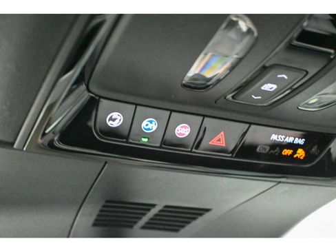 Used 2023 Cadillac Lyriq 2WD image 52