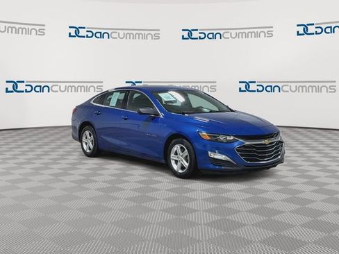 Used 2023 Chevrolet Malibu LS FWD image 3