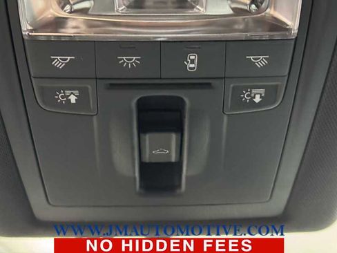 Used 2017 Audi Q3 2.0T Premium image 34