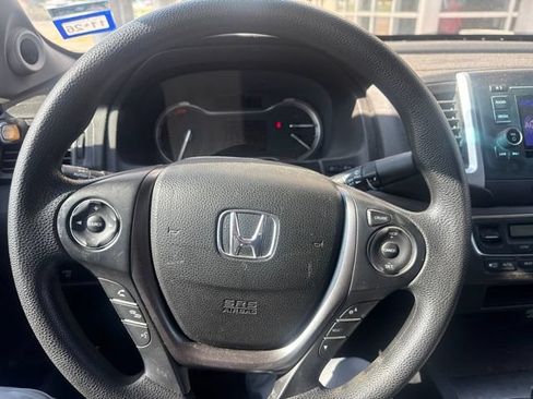 Used 2019 Honda Ridgeline Sport image 12