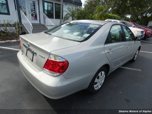 Used 2006 Toyota Camry LE image 11