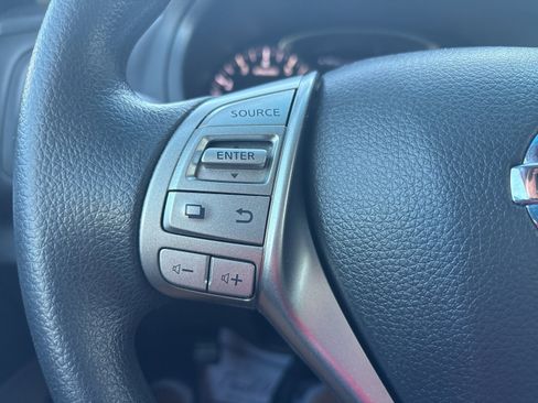 Used 2014 Nissan Altima 2.5 S image 25