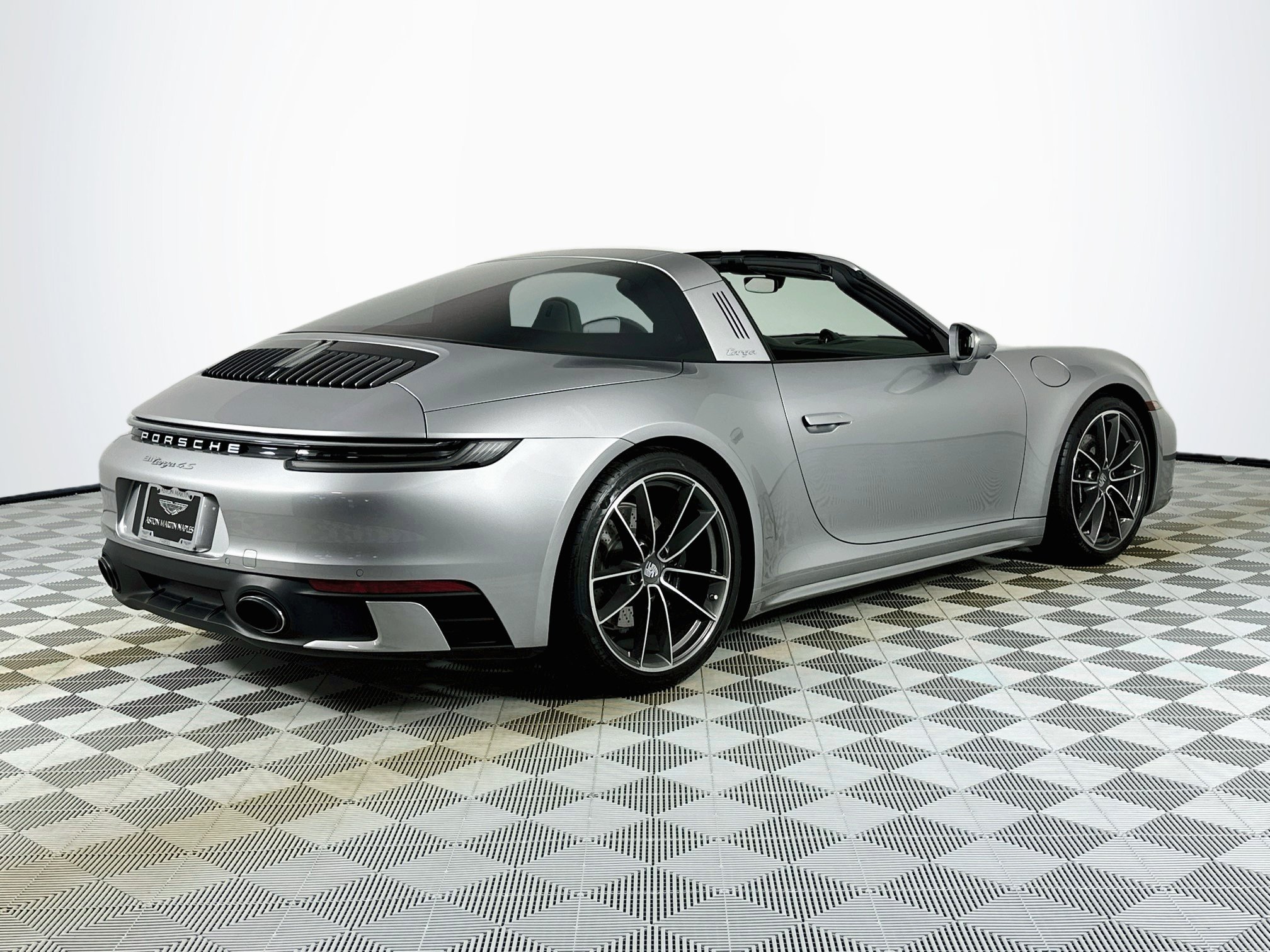Used 2024 Porsche 911 Targa 4S AWD/4WD image 5