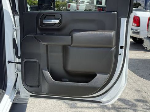 Used 2023 Chevrolet Silverado 2500 LT AWD/4WD image 36
