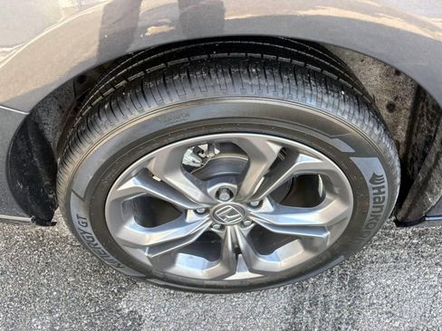 Used 2023 Honda Accord EX-L image 10