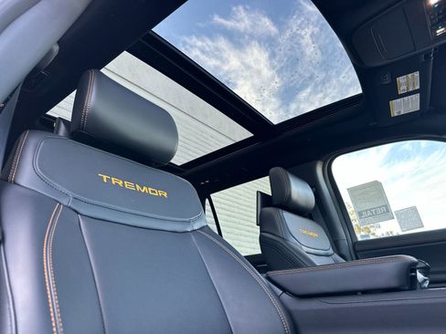 New 2026 Ford Expedition Tremor image 18