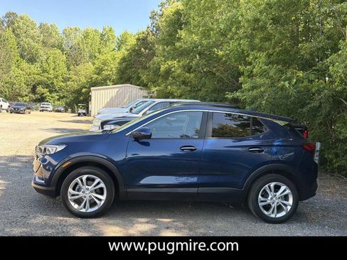 Used 2023 Buick Encore GX Preferred w/ Cold Weather Comfort Package FWD image 4