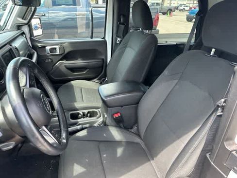 Used 2022 Jeep Wrangler Sport AWD/4WD image 5