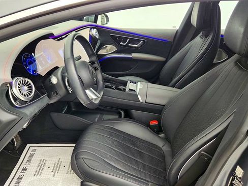 Used 2022 Mercedes-Benz EQS 580 4MATIC Sedan w/ Exclusive Trim Package image 20