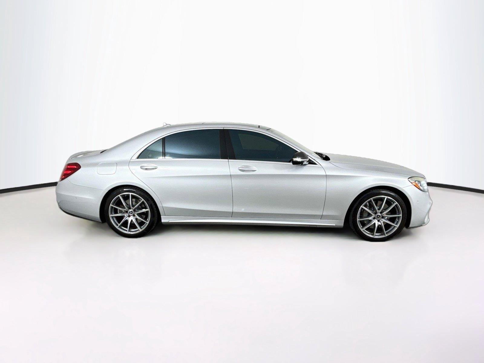 Used 2019 Mercedes-Benz S 450 Sedan image 6