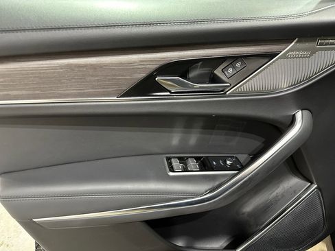 Used 2023 Jaguar F-PACE S image 16